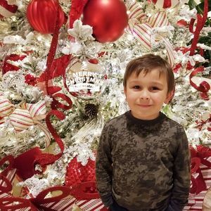 Meet your Posher, Holli